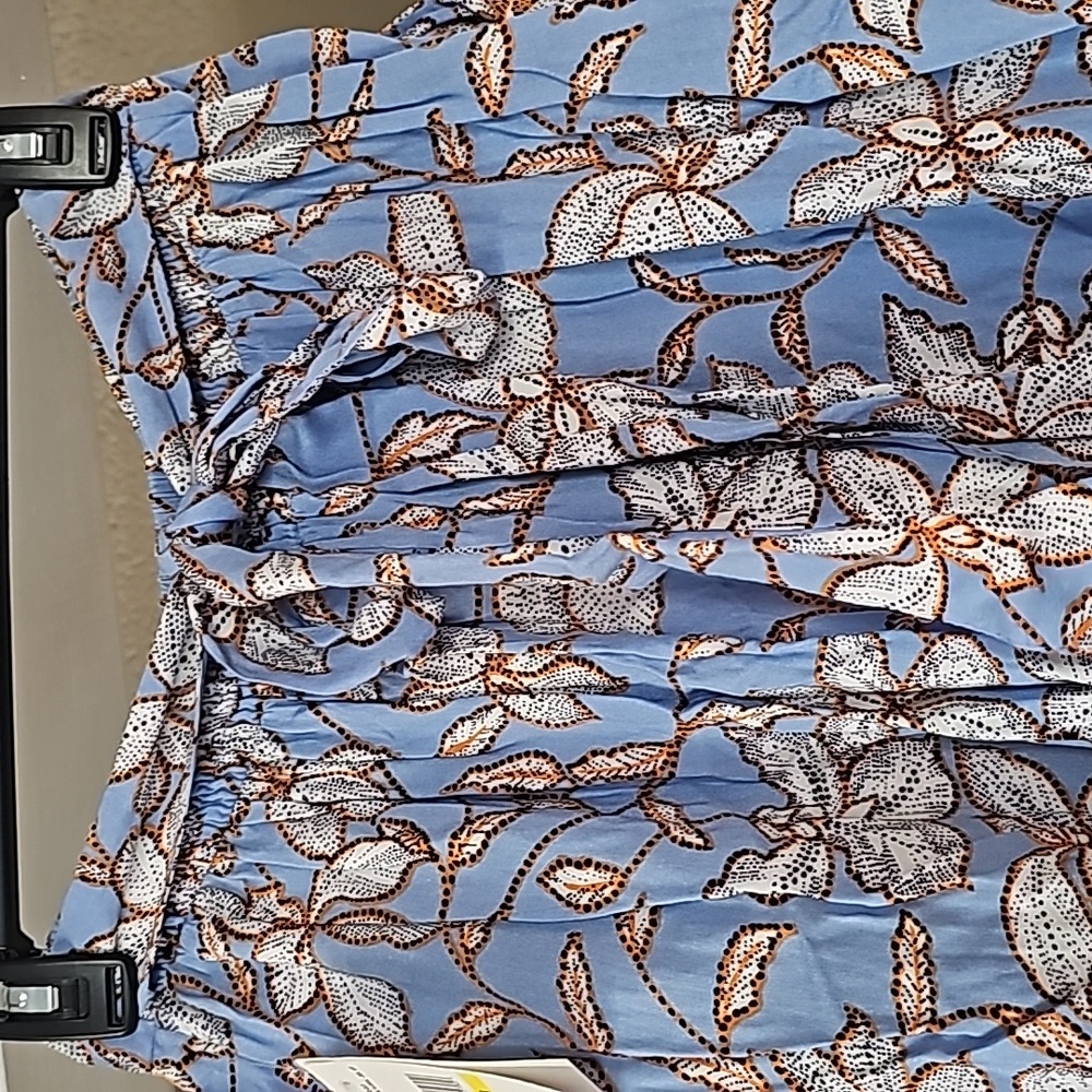 Cropped Dress Pant, size medium - Picture 2 of 6